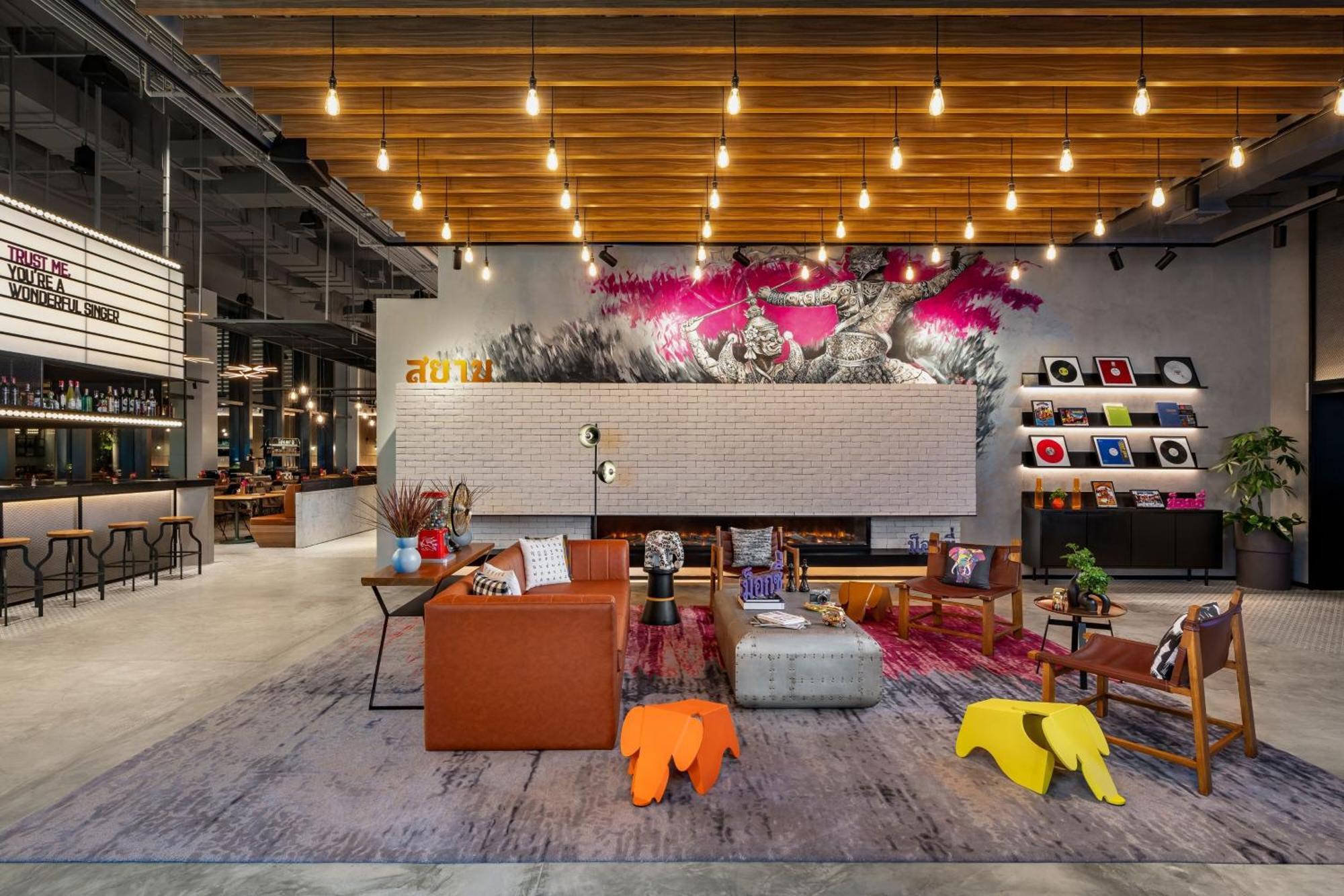 Moxy Bangkok Ratchaprasong Hotel Kültér fotó