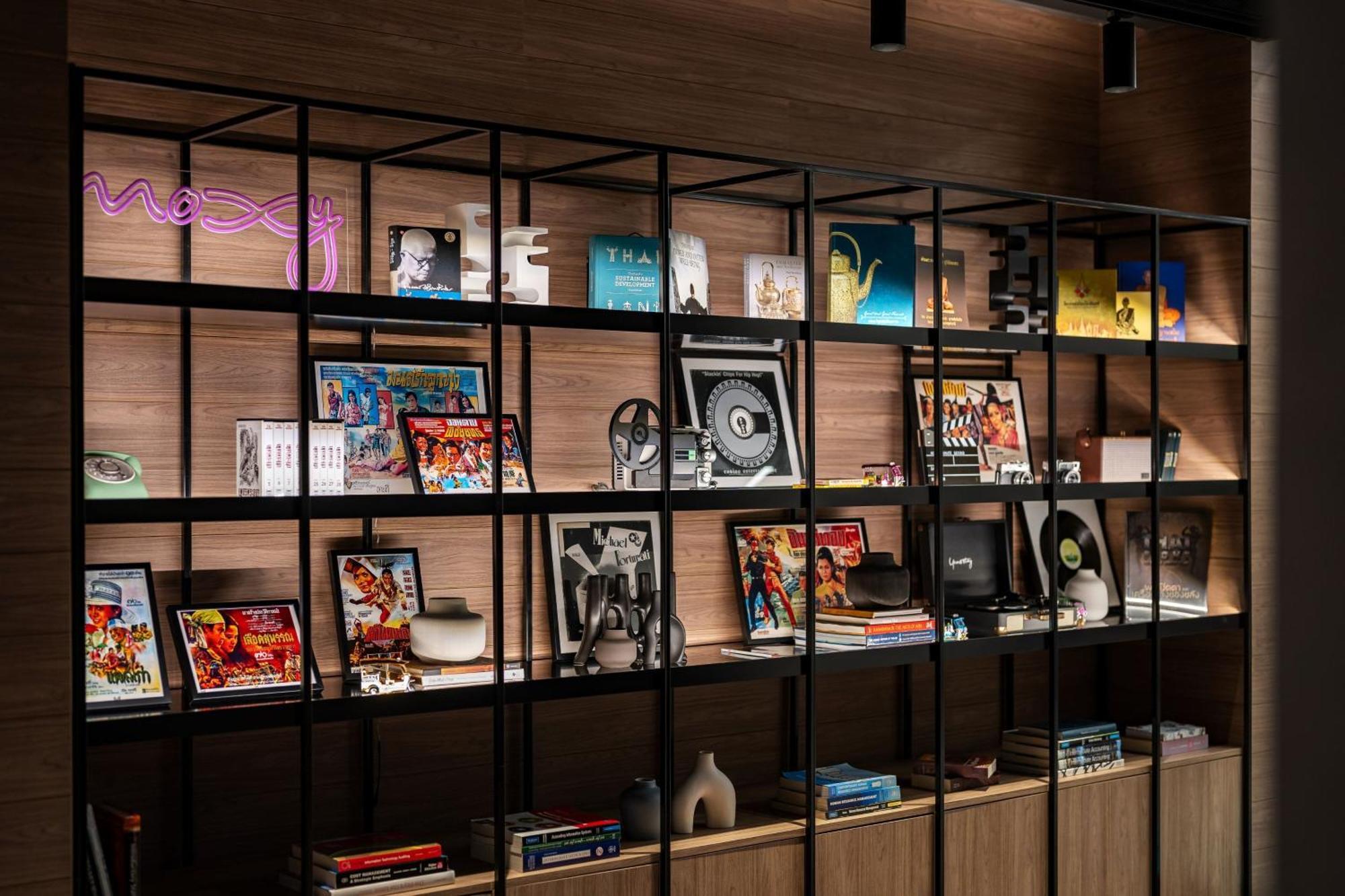 Moxy Bangkok Ratchaprasong Hotel Kültér fotó