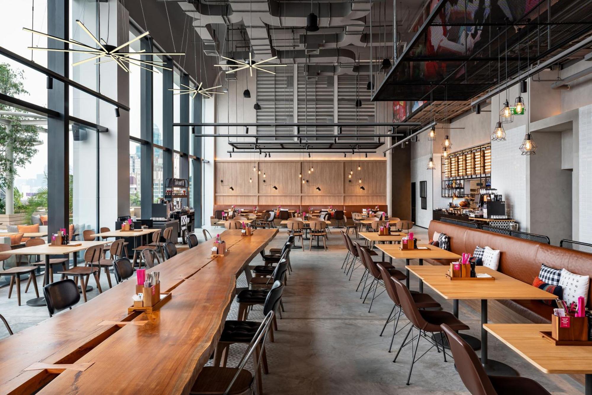 Moxy Bangkok Ratchaprasong Hotel Kültér fotó