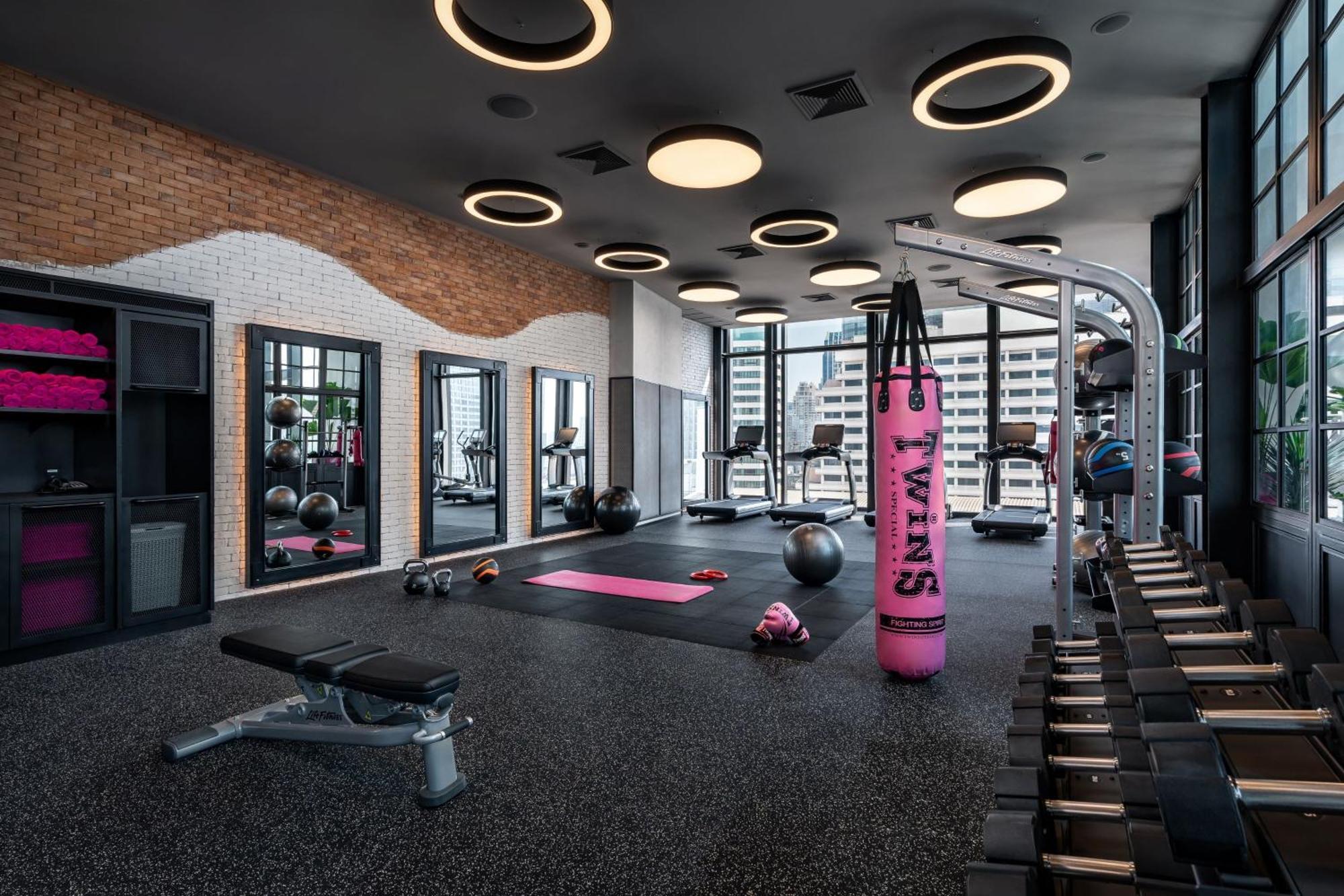 Moxy Bangkok Ratchaprasong Hotel Kültér fotó