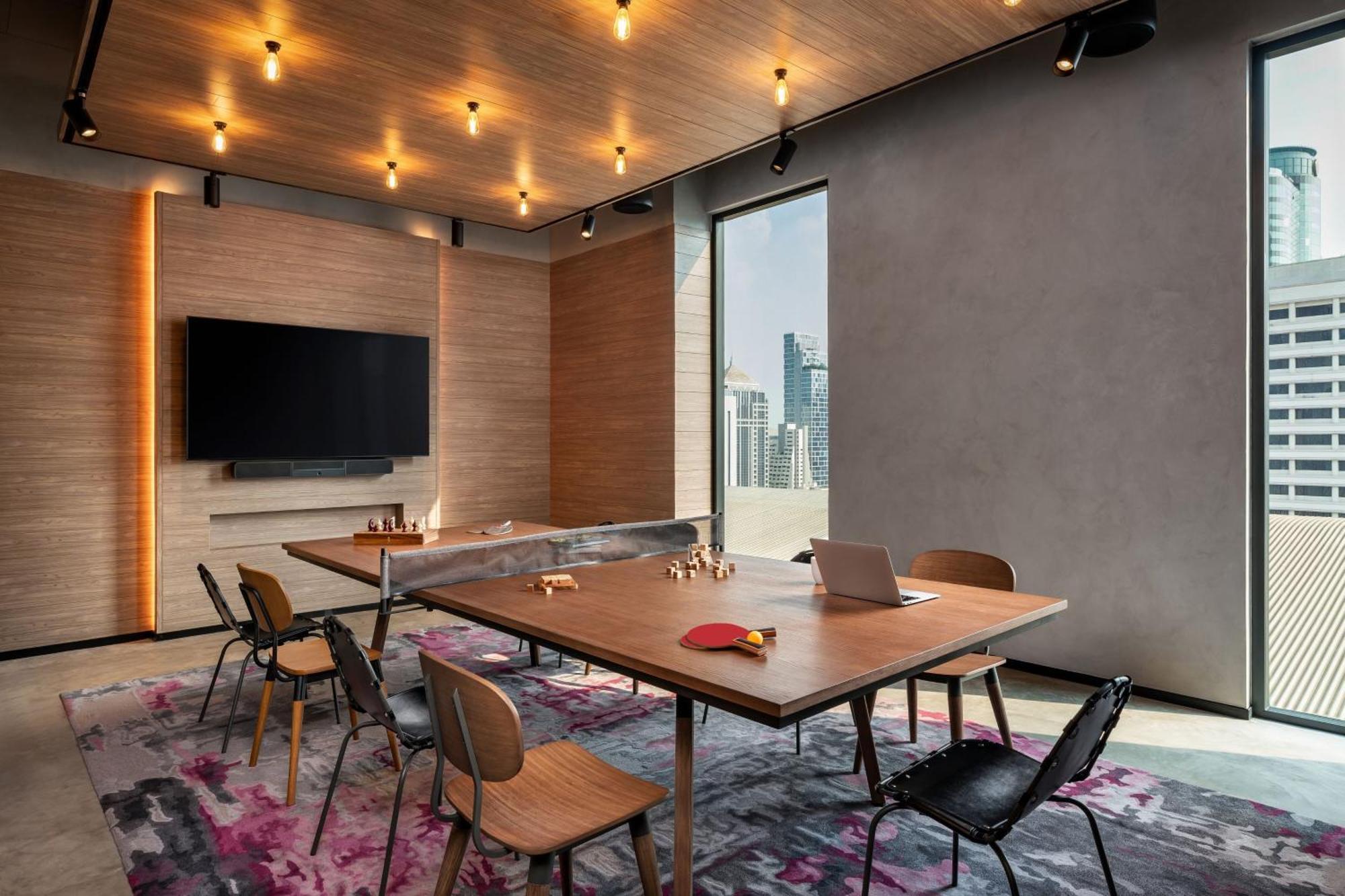 Moxy Bangkok Ratchaprasong Hotel Kültér fotó