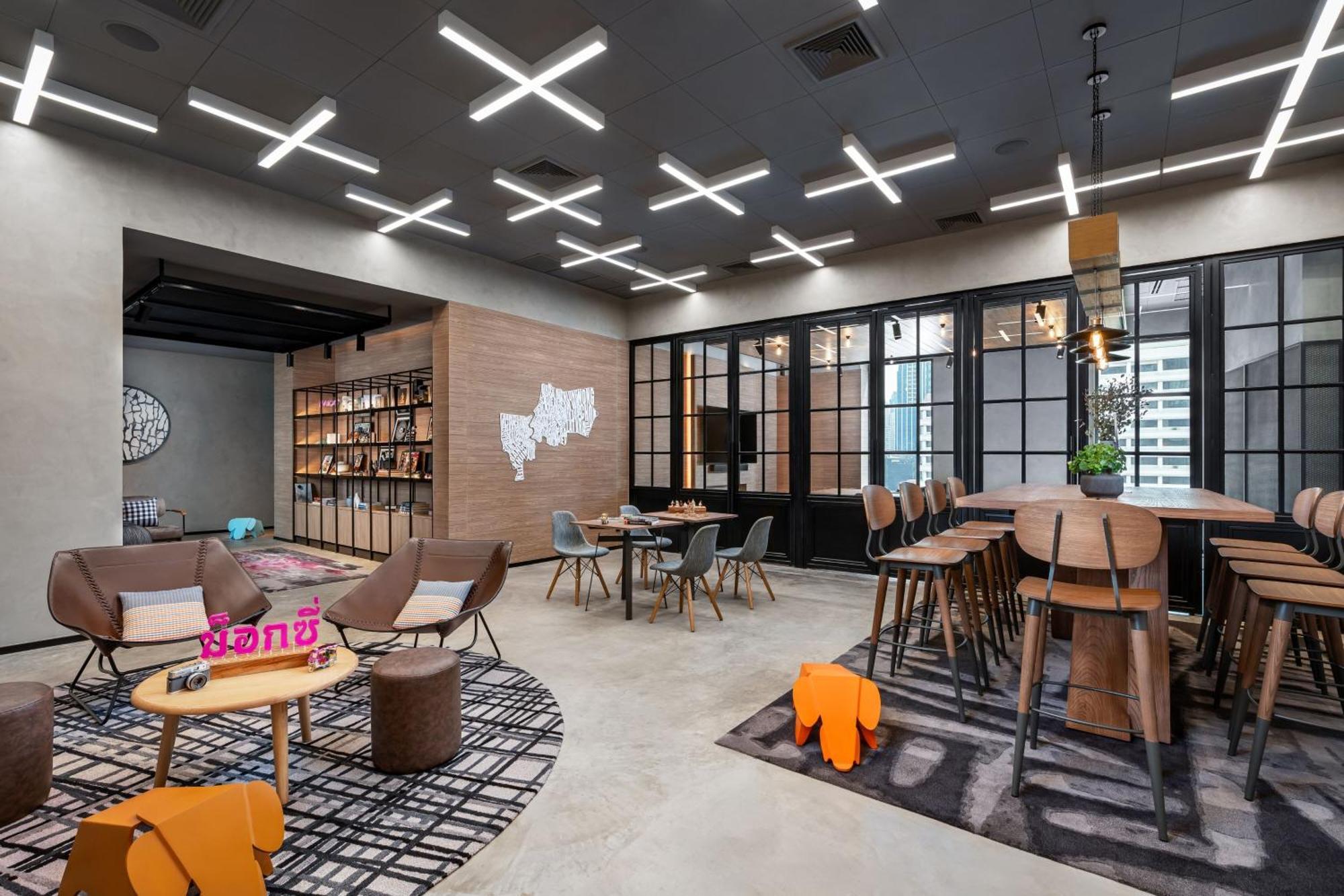 Moxy Bangkok Ratchaprasong Hotel Kültér fotó
