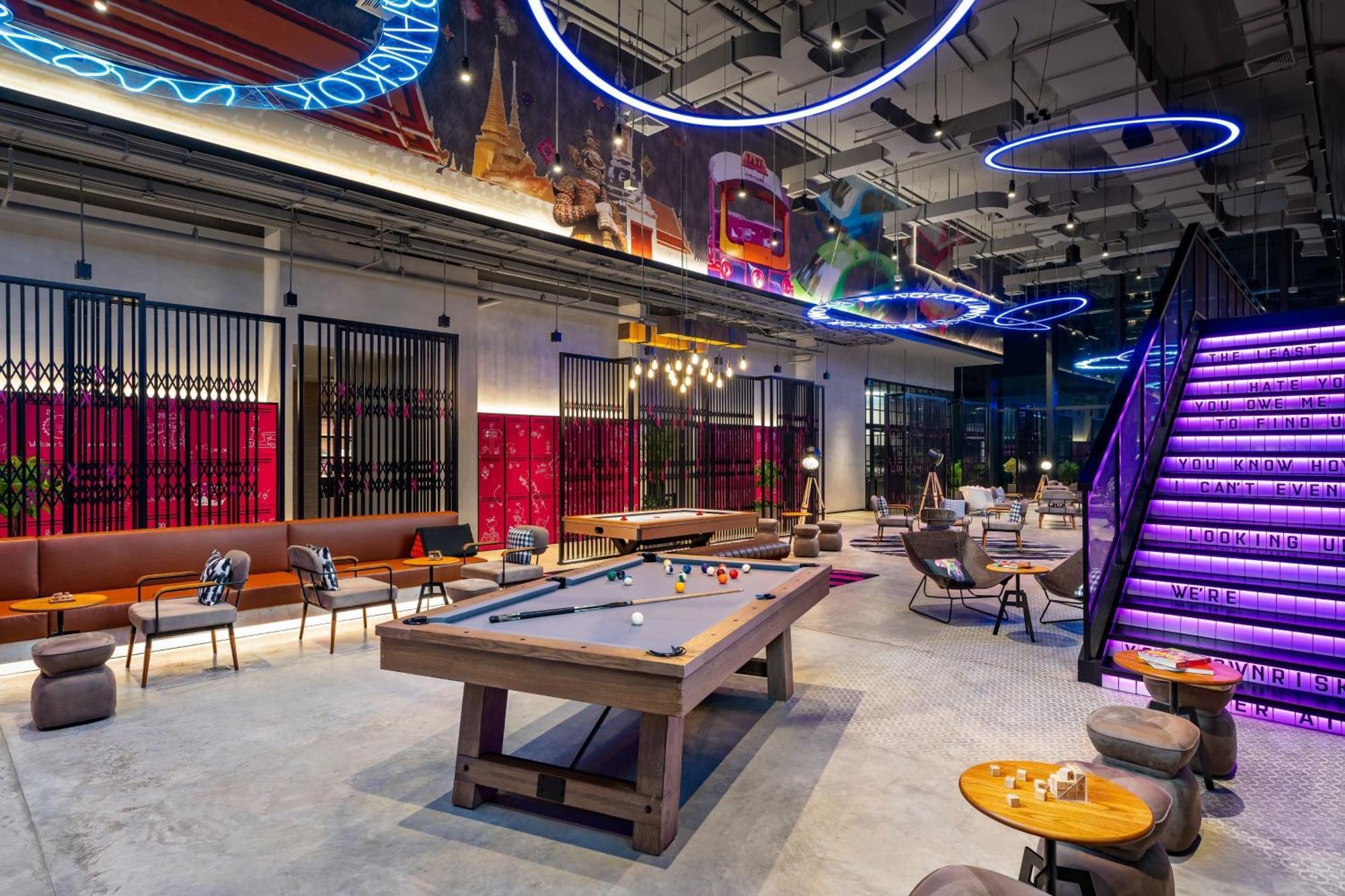Moxy Bangkok Ratchaprasong Hotel Kültér fotó