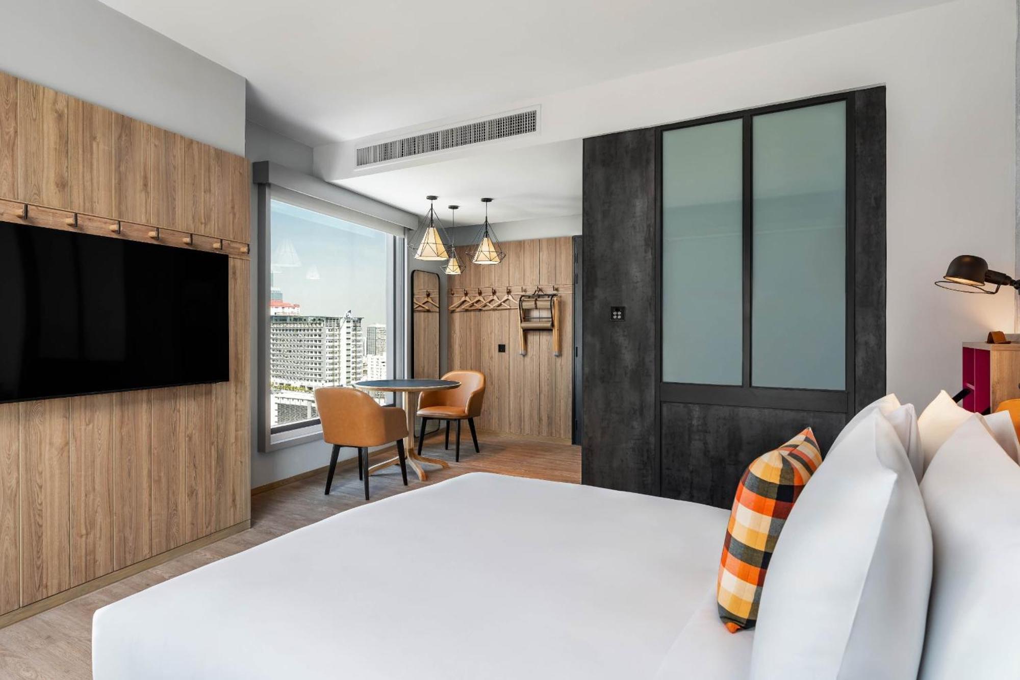 Moxy Bangkok Ratchaprasong Hotel Kültér fotó