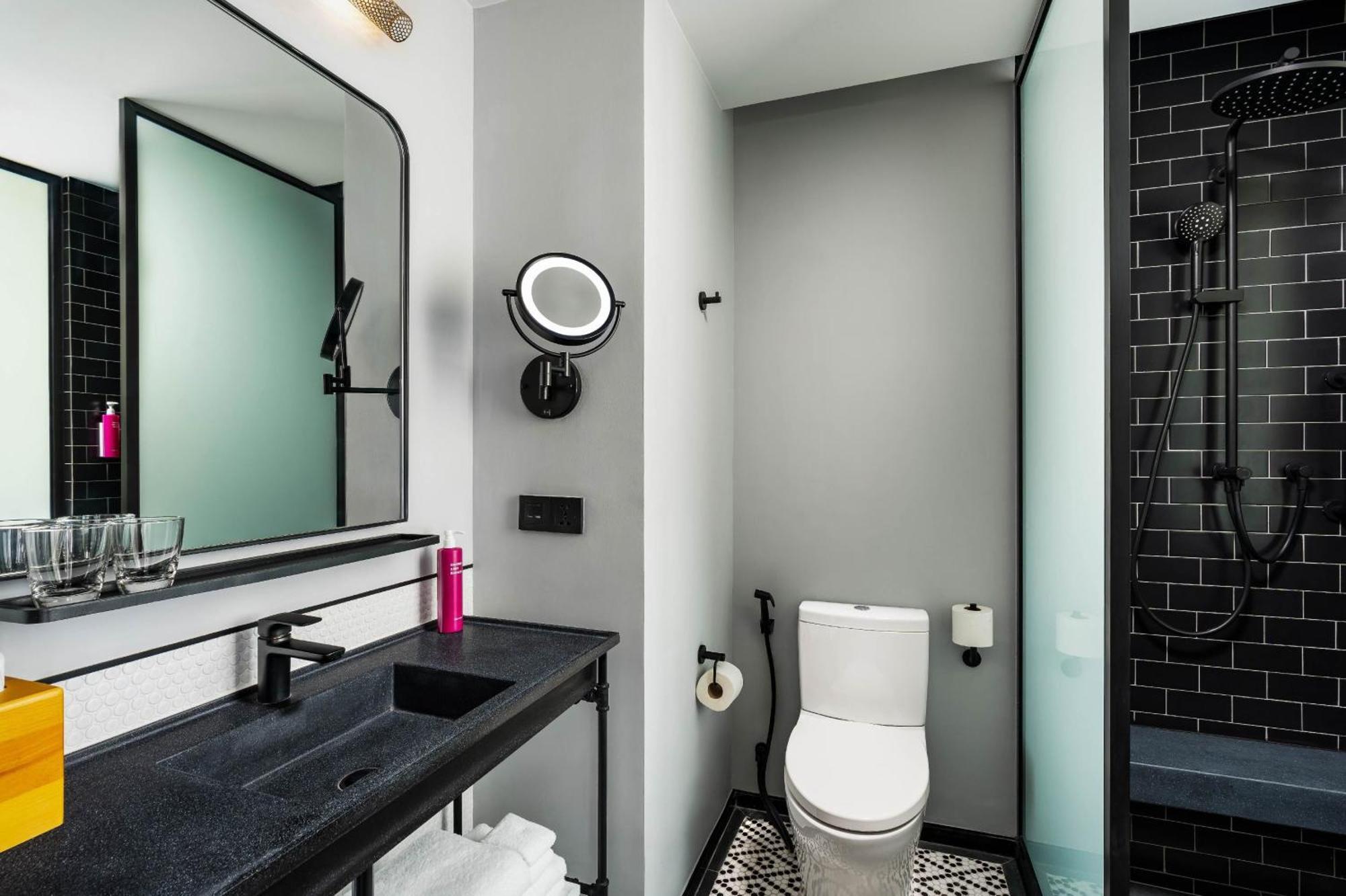Moxy Bangkok Ratchaprasong Hotel Kültér fotó