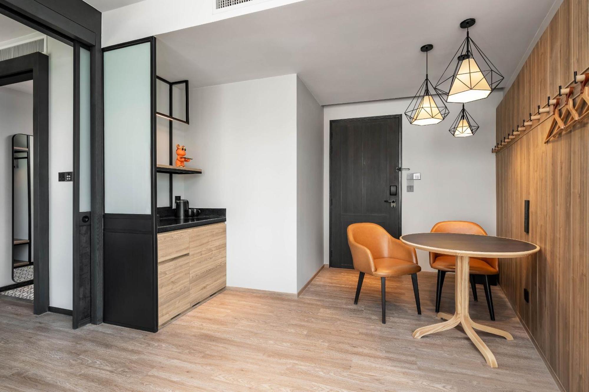 Moxy Bangkok Ratchaprasong Hotel Kültér fotó
